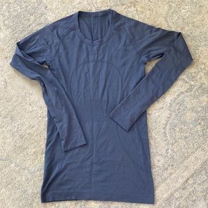 Swiftly tech long sleeve in navy